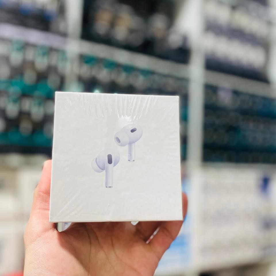 Earbuds Pro 2nd Gen Wireless Earbuds with MagSafe Charging